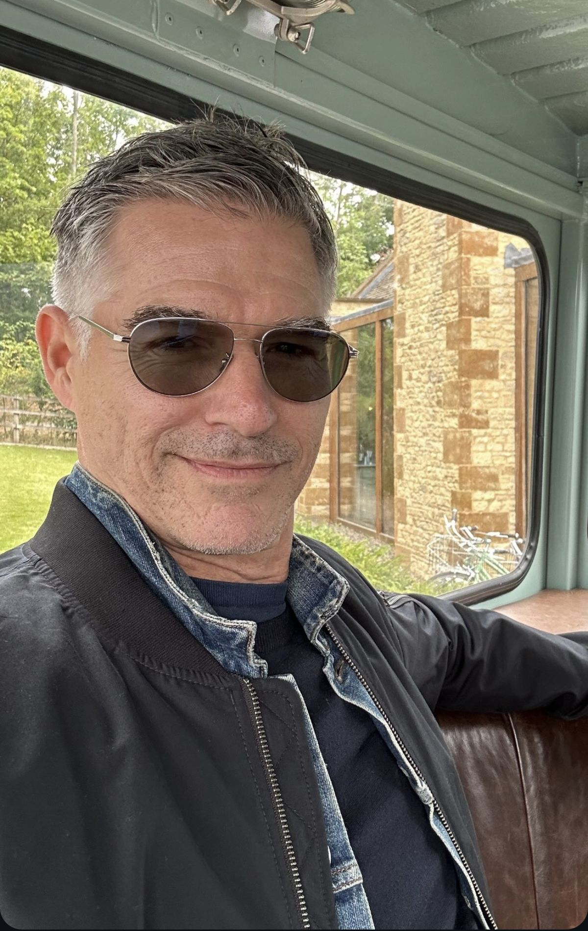 Bob, 53 profile